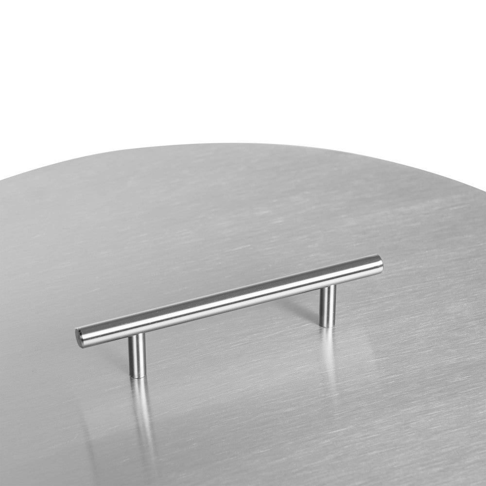 Close up of the handle on the cover for 13" Round burner pans
