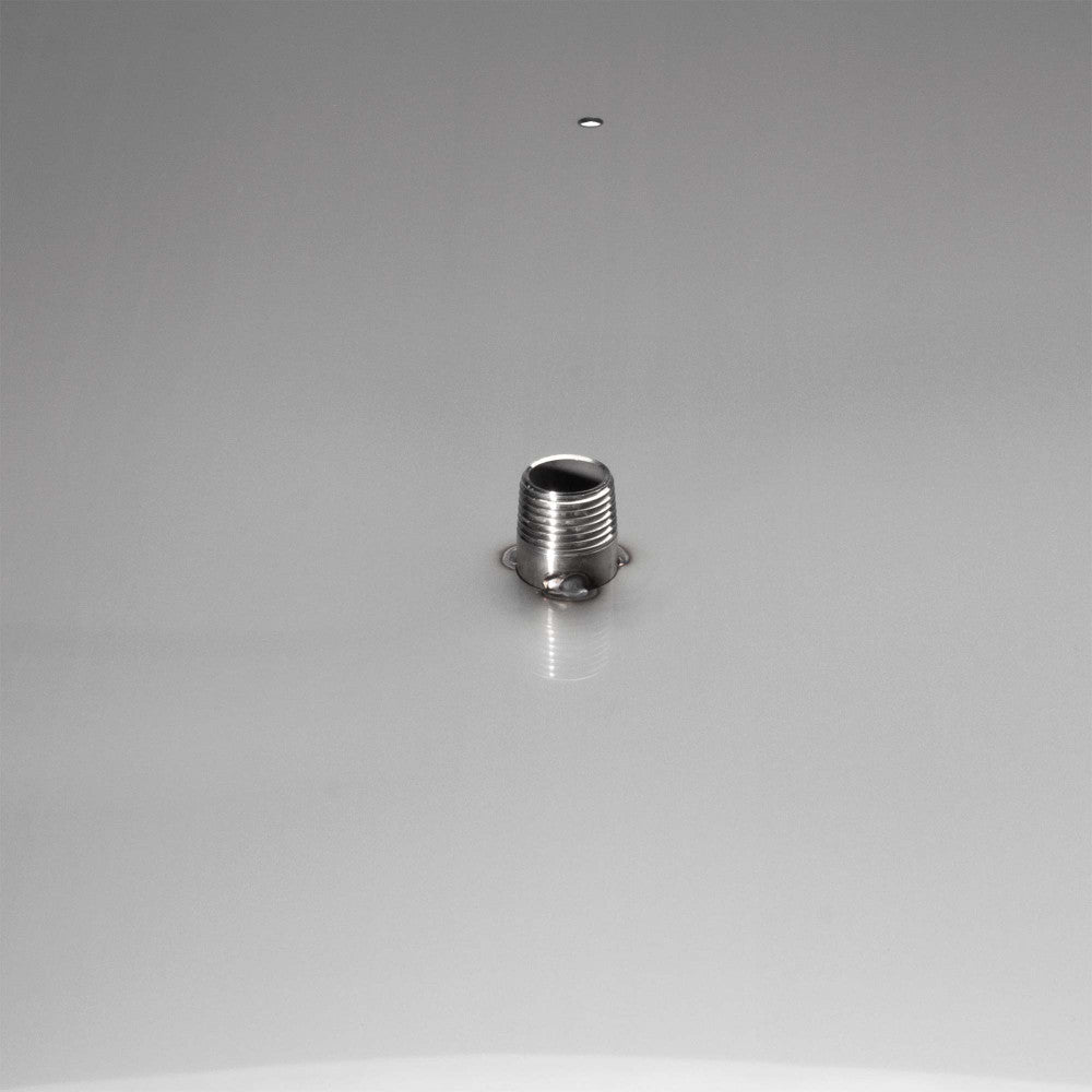 1/2" NPT male fitting featured on both sides of the 30" round flat burner pan